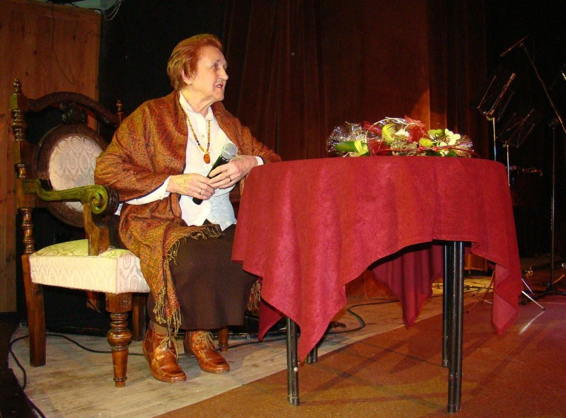 Zdjęcie w galerii na portalu naszwodzislaw.com: Wandyslavia – benefis Wandy Bukowskiej wiadomości z regionu