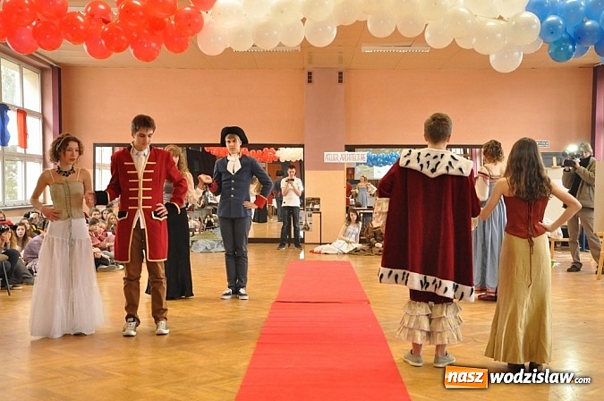 Zdjęcie w galerii na portalu naszwodzislaw.com: Frankofonia w G1 wiadomości z regionu