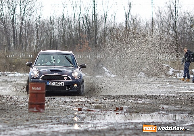 Zdjęcie w galerii na portalu naszwodzislaw.com: Rajdowcy rozpoczęli sezon w Kuźni Raciborskiej wiadomości z regionu