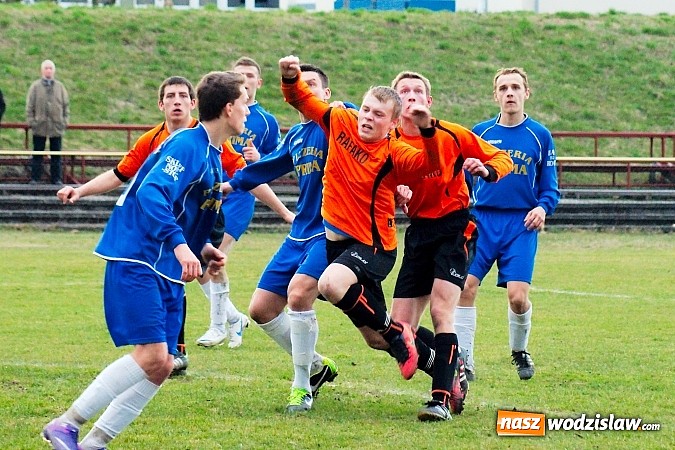 Zdjęcie w galerii na portalu naszwodzislaw.com: KS Górnik Radlin wrócił z Raciborza bez punktów wiadomości z regionu
