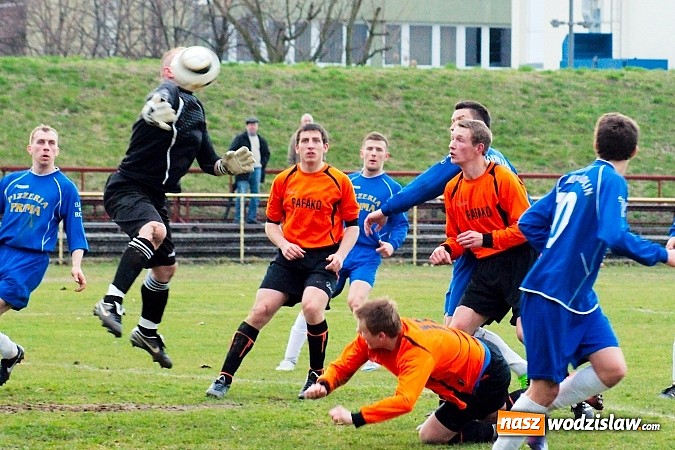 Zdjęcie w galerii na portalu naszwodzislaw.com: KS Górnik Radlin wrócił z Raciborza bez punktów wiadomości z regionu