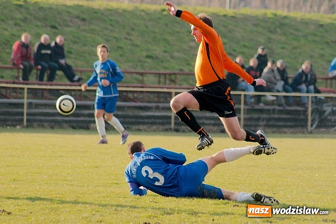 Zdjęcie w galerii na portalu naszwodzislaw.com: KS Górnik Radlin wrócił z Raciborza bez punktów wiadomości z regionu