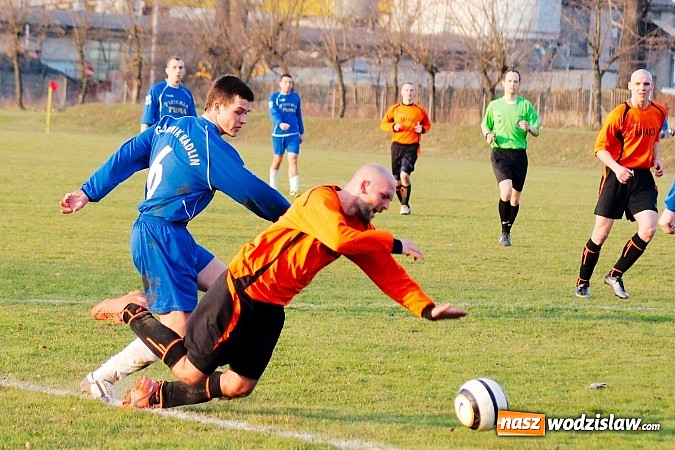 Zdjęcie w galerii na portalu naszwodzislaw.com: KS Górnik Radlin wrócił z Raciborza bez punktów wiadomości z regionu