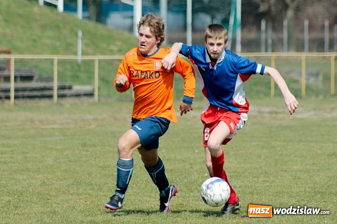 Zdjęcie w galerii na portalu naszwodzislaw.com: Strzał życia Dawida Monety pozbawił Przyszłość punktów wiadomości z regionu