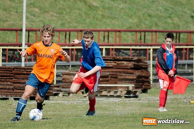 Zdjęcie w galerii na portalu naszwodzislaw.com: Strzał życia Dawida Monety pozbawił Przyszłość punktów wiadomości z regionu