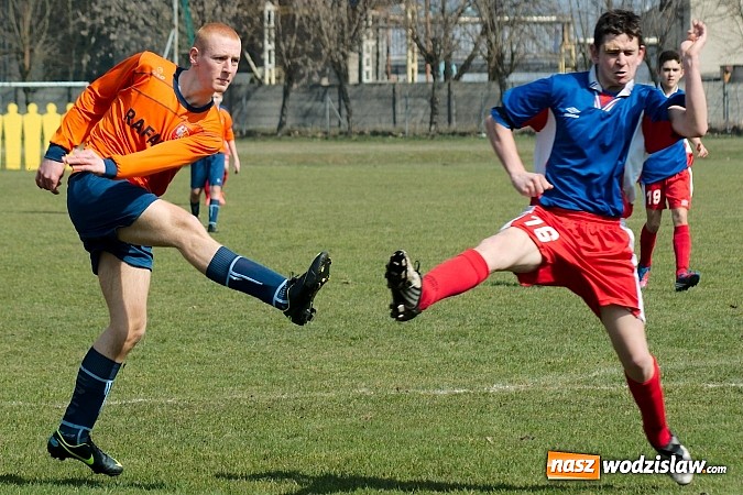 Zdjęcie w galerii na portalu naszwodzislaw.com: Strzał życia Dawida Monety pozbawił Przyszłość punktów wiadomości z regionu