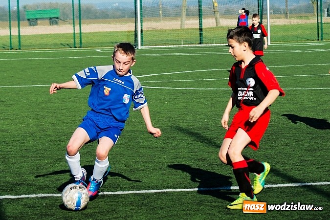 Zdjęcie w galerii na portalu naszwodzislaw.com: Młode Wilki z Tworkowa nie dały szans Jedłownikowi wiadomości z regionu