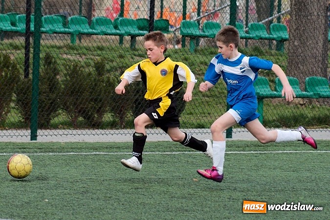 Zdjęcie w galerii na portalu naszwodzislaw.com: Orliki Rogowa rozstrzelane w Raciborzu wiadomości z regionu