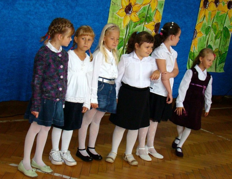 Zdjęcie w galerii na portalu naszwodzislaw.com: Sześciolatki z osiedla XXX-lecia wiadomości z regionu