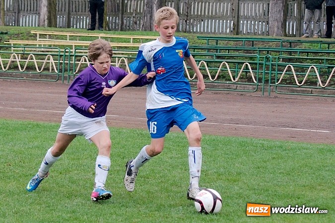 Zdjęcie w galerii na portalu naszwodzislaw.com: Komplet punktów Odry Centrum  wiadomości z regionu