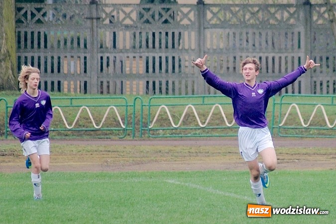 Zdjęcie w galerii na portalu naszwodzislaw.com: Komplet punktów Odry Centrum  wiadomości z regionu