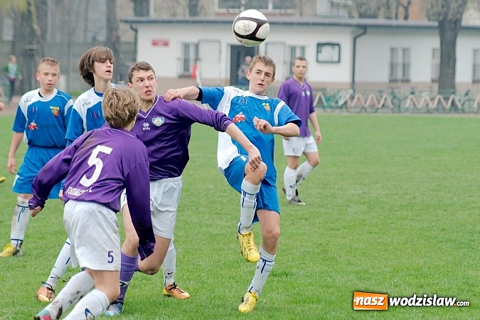 Zdjęcie w galerii na portalu naszwodzislaw.com: Komplet punktów Odry Centrum  wiadomości z regionu