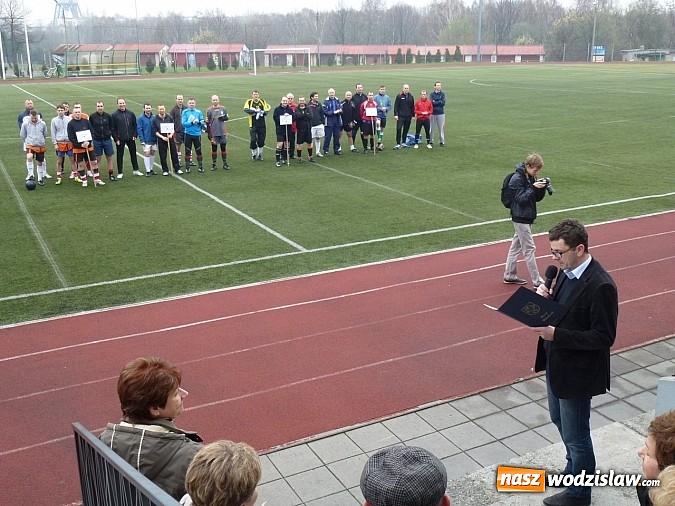 Zdjęcie w galerii na portalu naszwodzislaw.com: Charytatywny Turniej Piłki Nożnej o Puchar Starosty Powiatu Wodzisławskiego wiadomości z regionu