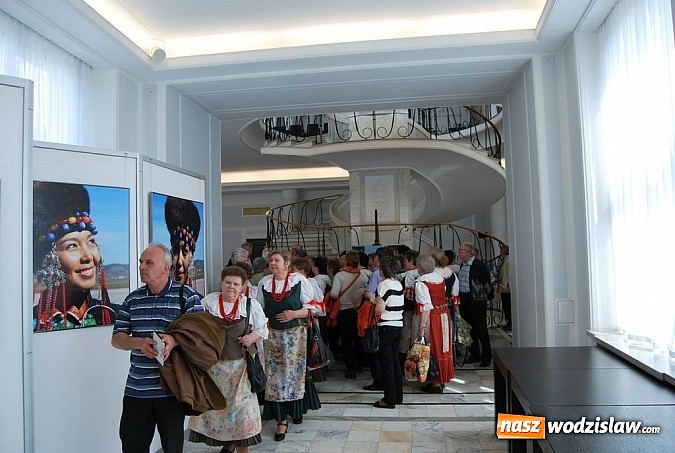 Zdjęcie w galerii na portalu naszwodzislaw.com: Święto Ślązaków w Warszawie z naszym folklorem i kołoczem wiadomości z regionu