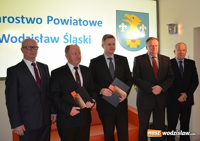 Zdjęcie w galerii na portalu naszwodzislaw.com: W powiecie wodzisławskim powstanie klasa z gwarancją pracy w JSW SA wiadomości z regionu