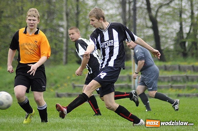 Zdjęcie w galerii na portalu naszwodzislaw.com: Szuścik i Dostoł rozgromili Krzyżkowice wiadomości z regionu