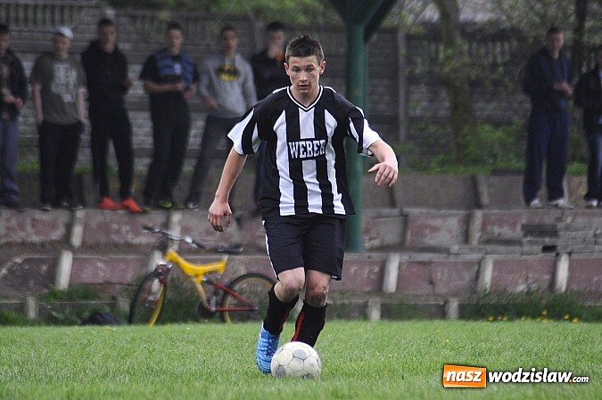 Zdjęcie w galerii na portalu naszwodzislaw.com: Szuścik i Dostoł rozgromili Krzyżkowice wiadomości z regionu