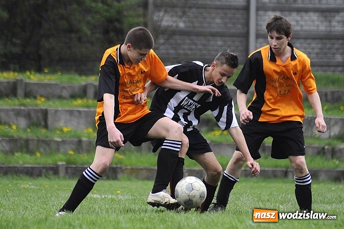 Zdjęcie w galerii na portalu naszwodzislaw.com: Szuścik i Dostoł rozgromili Krzyżkowice wiadomości z regionu