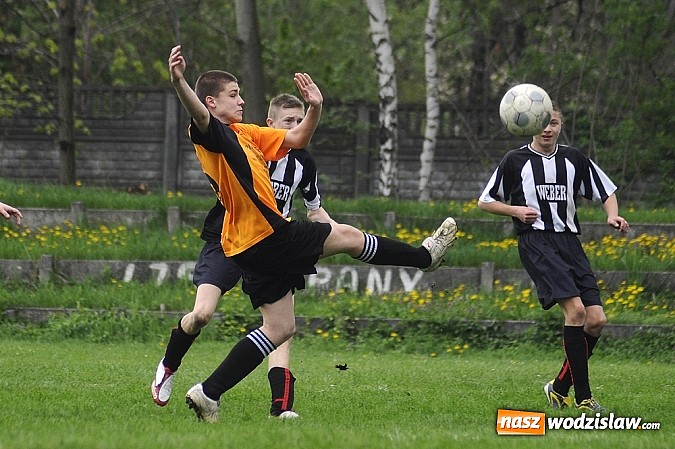 Zdjęcie w galerii na portalu naszwodzislaw.com: Szuścik i Dostoł rozgromili Krzyżkowice wiadomości z regionu