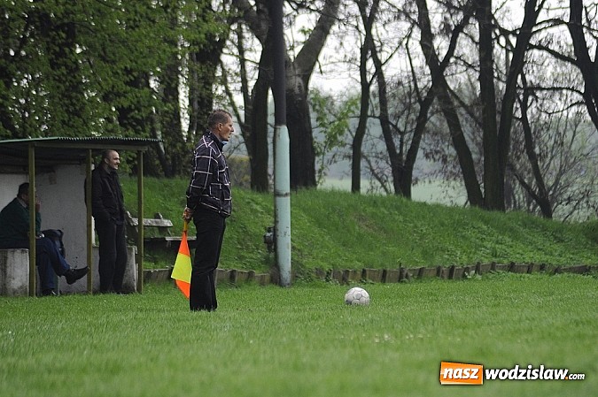 Zdjęcie w galerii na portalu naszwodzislaw.com: Szuścik i Dostoł rozgromili Krzyżkowice wiadomości z regionu