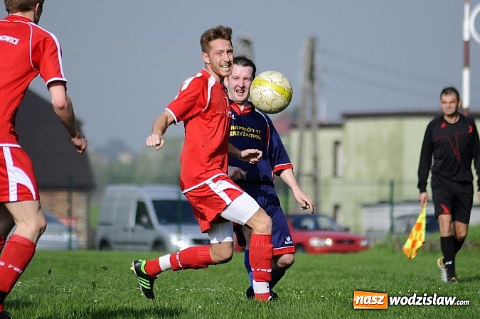 Zdjęcie w galerii na portalu naszwodzislaw.com: Gol Stawiarza na miarę zwycięstwa wiadomości z regionu