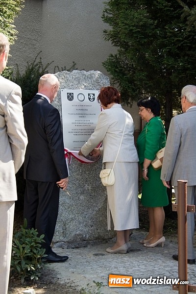 Zdjęcie w galerii na portalu naszwodzislaw.com: Potrójny jubileusz Liceum na Skalnej wiadomości z regionu