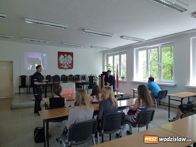 Zdjęcie w galerii na portalu naszwodzislaw.com: Uzależnienia - Złodzieje Młodości wiadomości z regionu