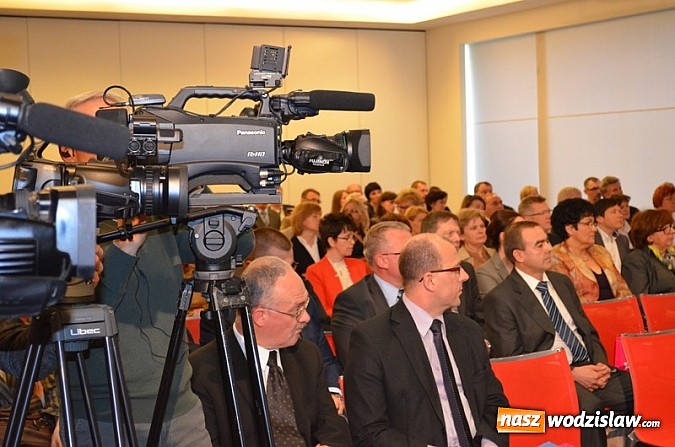 Zdjęcie w galerii na portalu naszwodzislaw.com: Śląska ekologia - kompleksowo i zdeterminowanie o czyste powietrze wiadomości z regionu