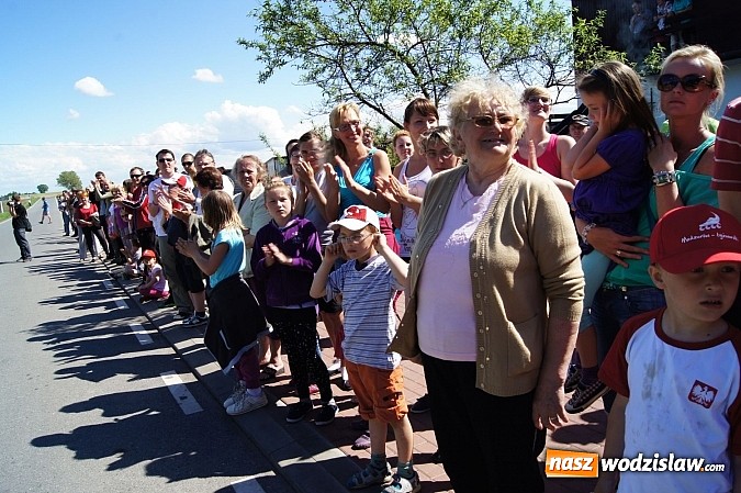 Zdjęcie w galerii na portalu naszwodzislaw.com: Rolkarze z całej Polski ścigali się w Modzurowie wiadomości z regionu