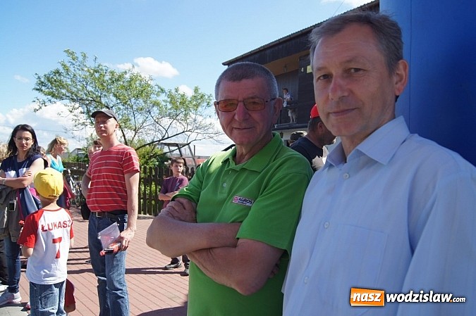 Zdjęcie w galerii na portalu naszwodzislaw.com: Rolkarze z całej Polski ścigali się w Modzurowie wiadomości z regionu