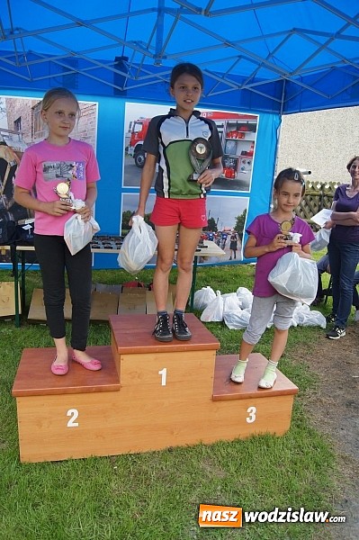 Zdjęcie w galerii na portalu naszwodzislaw.com: Rolkarze z całej Polski ścigali się w Modzurowie wiadomości z regionu