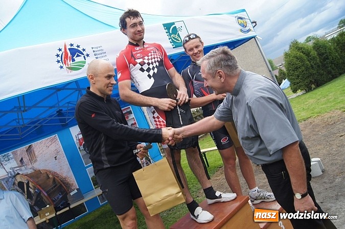 Zdjęcie w galerii na portalu naszwodzislaw.com: Rolkarze z całej Polski ścigali się w Modzurowie wiadomości z regionu