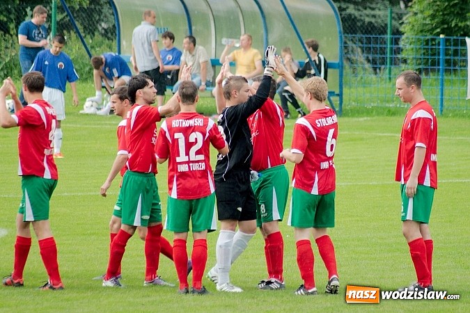 Zdjęcie w galerii na portalu naszwodzislaw.com: Turza minimalnie lepsza w Krzanowicach. Walka o awans trwa! wiadomości z regionu