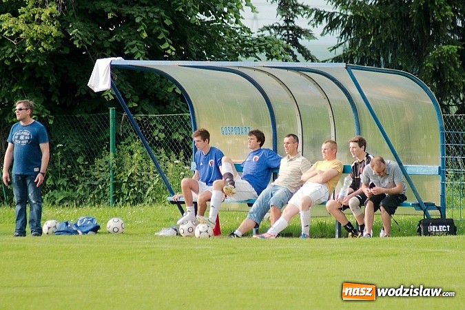 Zdjęcie w galerii na portalu naszwodzislaw.com: Turza minimalnie lepsza w Krzanowicach. Walka o awans trwa! wiadomości z regionu