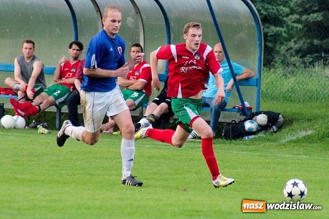 Zdjęcie w galerii na portalu naszwodzislaw.com: Turza minimalnie lepsza w Krzanowicach. Walka o awans trwa! wiadomości z regionu