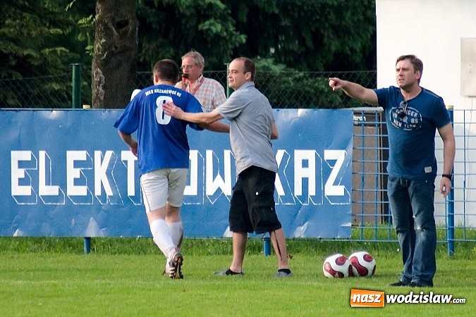 Zdjęcie w galerii na portalu naszwodzislaw.com: Turza minimalnie lepsza w Krzanowicach. Walka o awans trwa! wiadomości z regionu