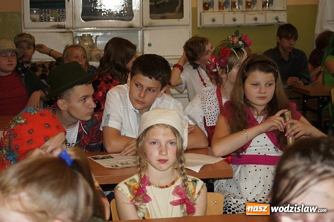 Zdjęcie w galerii na portalu naszwodzislaw.com: Utopce, beboki, podciepy czyli konkurs regionalny w ZS w Mszanie wiadomości z regionu