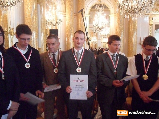 Zdjęcie w galerii na portalu naszwodzislaw.com: Historyczny sukces ucznia ZST w Wodzisławiu Śl. - Kamila Grzechnika wiadomości z regionu