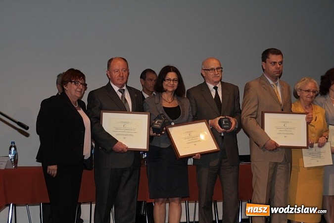 Zdjęcie w galerii na portalu naszwodzislaw.com: Starostwo Powiatowe w Wodzisławiu Śl. po raz czwarty Liderem Edukacji Samorządowej wiadomości z regionu