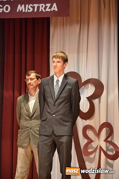 Zdjęcie w galerii na portalu naszwodzislaw.com: Wodzisławskie starostwo doceniło Złotych Absolwentów wiadomości z regionu