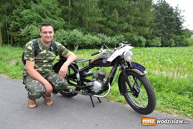 Zdjęcie w galerii na portalu naszwodzislaw.com: Jaguar z Rybnika najpiękniejszym wozem zlotu wiadomości z regionu