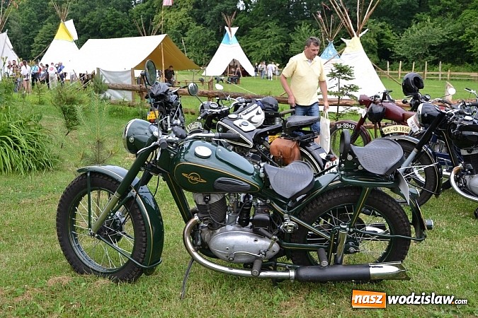 Zdjęcie w galerii na portalu naszwodzislaw.com: Jaguar z Rybnika najpiękniejszym wozem zlotu wiadomości z regionu