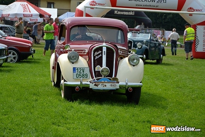 Zdjęcie w galerii na portalu naszwodzislaw.com: Jaguar z Rybnika najpiękniejszym wozem zlotu wiadomości z regionu