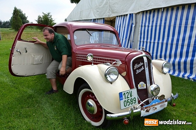 Zdjęcie w galerii na portalu naszwodzislaw.com: Jaguar z Rybnika najpiękniejszym wozem zlotu wiadomości z regionu