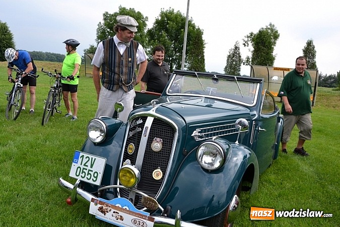 Zdjęcie w galerii na portalu naszwodzislaw.com: Jaguar z Rybnika najpiękniejszym wozem zlotu wiadomości z regionu