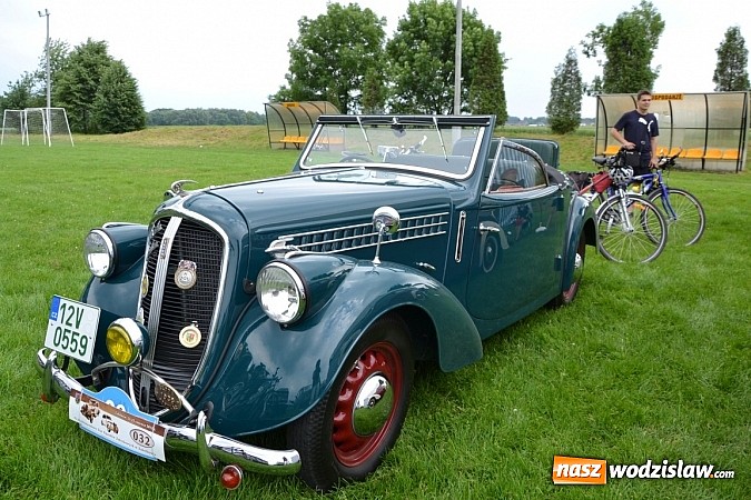 Zdjęcie w galerii na portalu naszwodzislaw.com: Jaguar z Rybnika najpiękniejszym wozem zlotu wiadomości z regionu