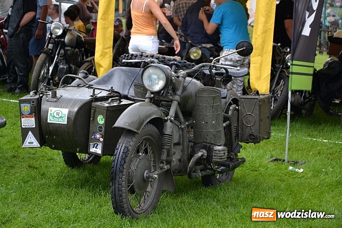 Zdjęcie w galerii na portalu naszwodzislaw.com: Jaguar z Rybnika najpiękniejszym wozem zlotu wiadomości z regionu