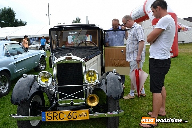 Zdjęcie w galerii na portalu naszwodzislaw.com: Jaguar z Rybnika najpiękniejszym wozem zlotu wiadomości z regionu