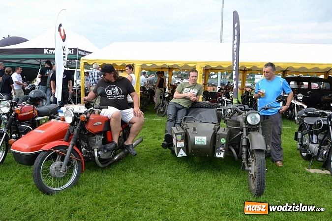 Zdjęcie w galerii na portalu naszwodzislaw.com: Jaguar z Rybnika najpiękniejszym wozem zlotu wiadomości z regionu