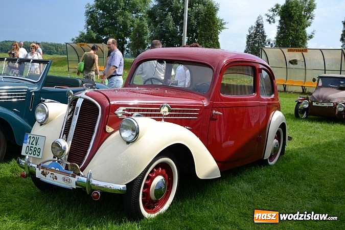 Zdjęcie w galerii na portalu naszwodzislaw.com: Jaguar z Rybnika najpiękniejszym wozem zlotu wiadomości z regionu